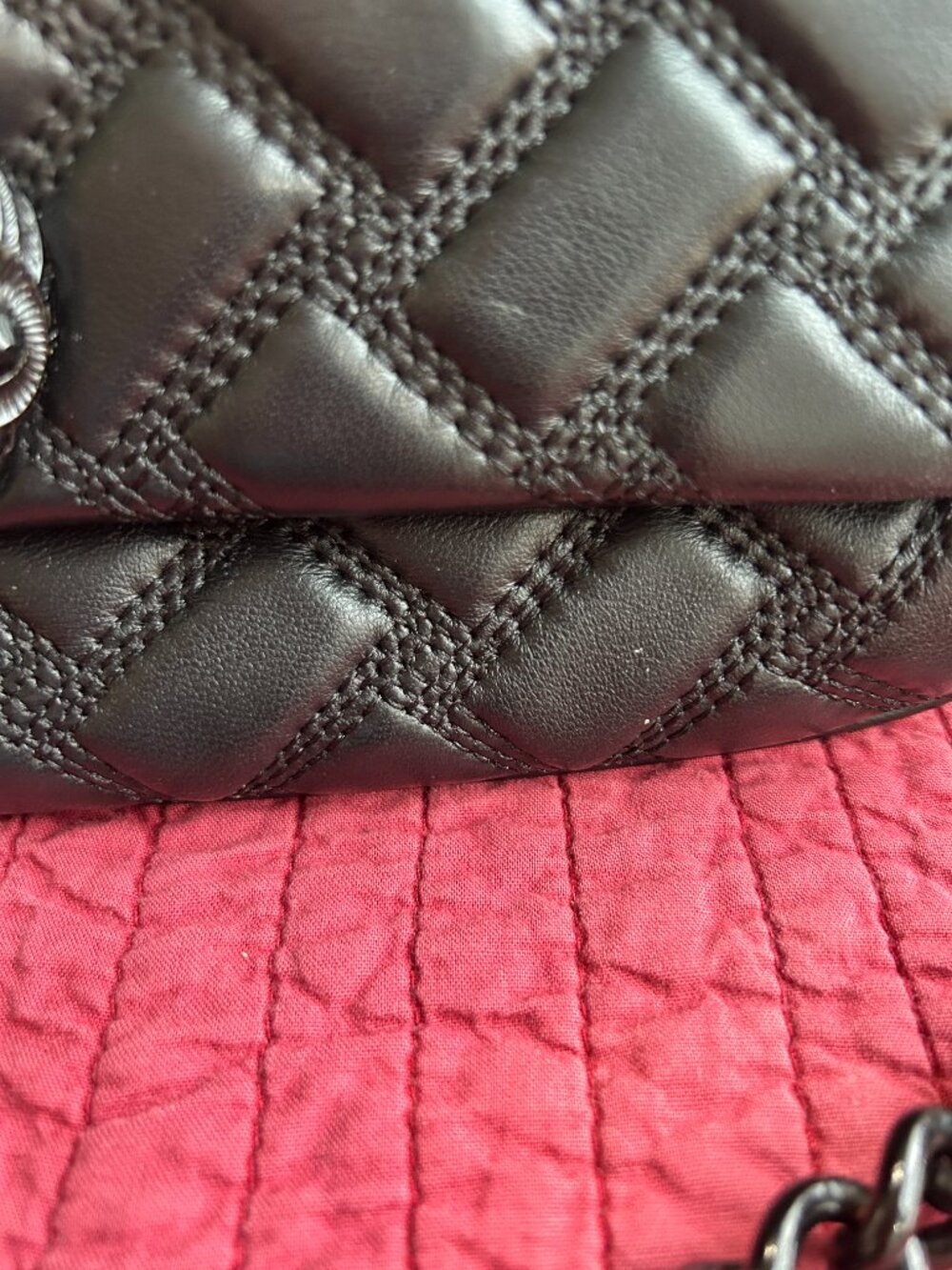 Kurt Geiger Kensington Drench bag - Picture 2 of 15